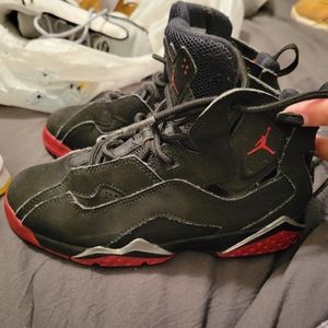 Boys Jordan Shoes Size 1